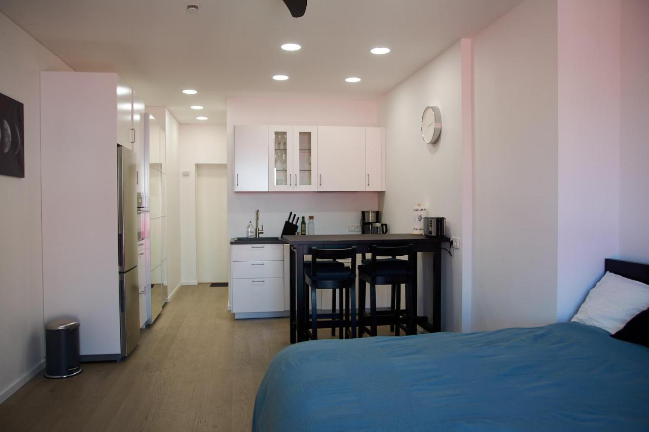 Studio Apartment In The Heart Of Riga Old Town Bagian luar foto